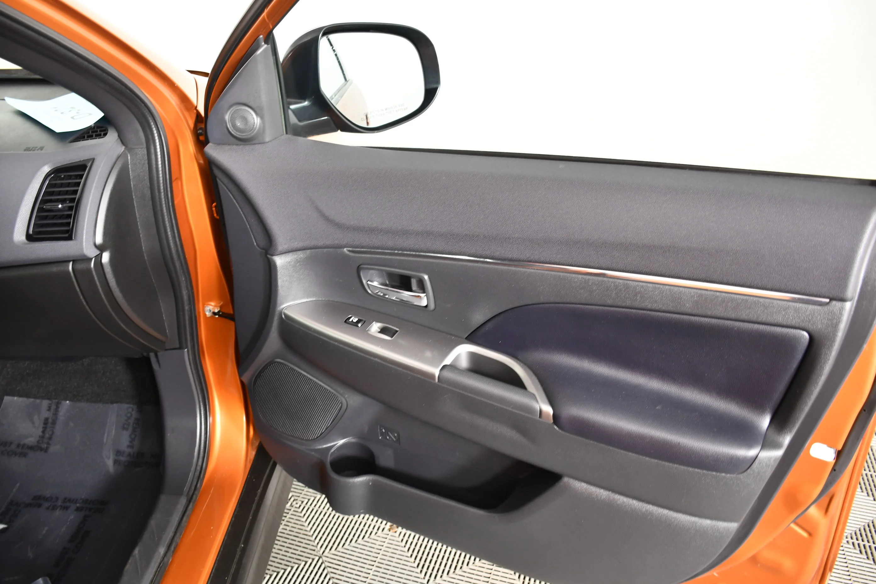 Certified Used 2022 Orange Sunrise Metallic Mitsubishi GT image 39
