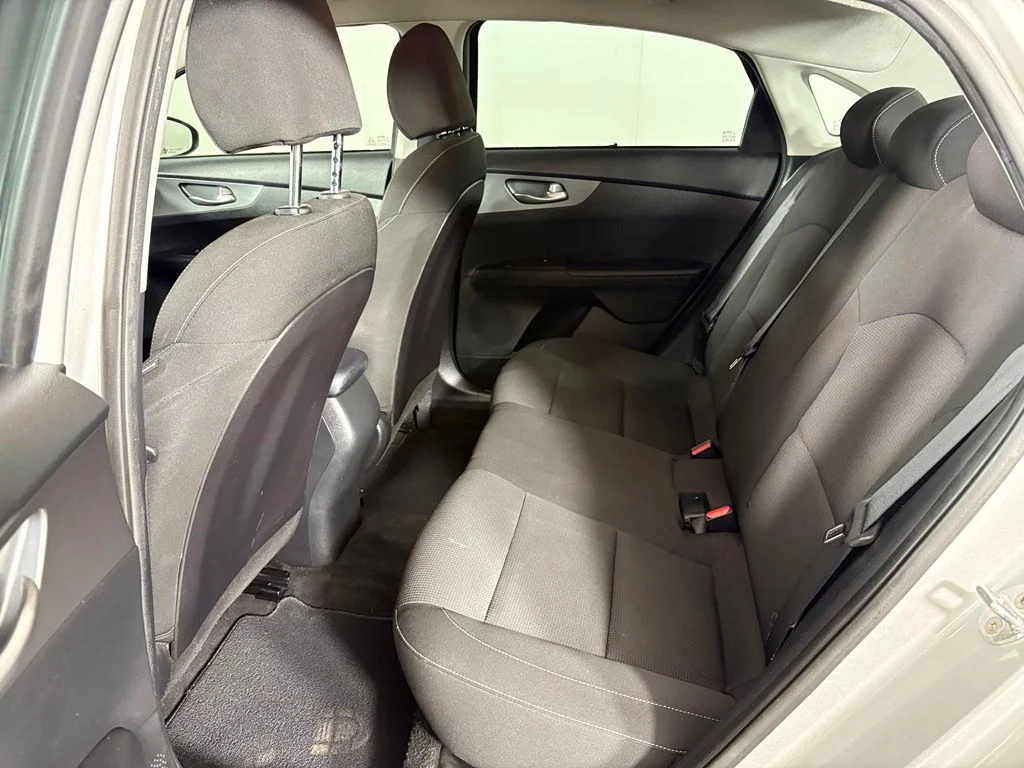 Photo 33