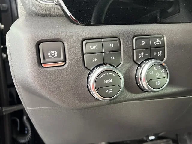 2026 GMC Sierra 1500 SLT - Photo 18