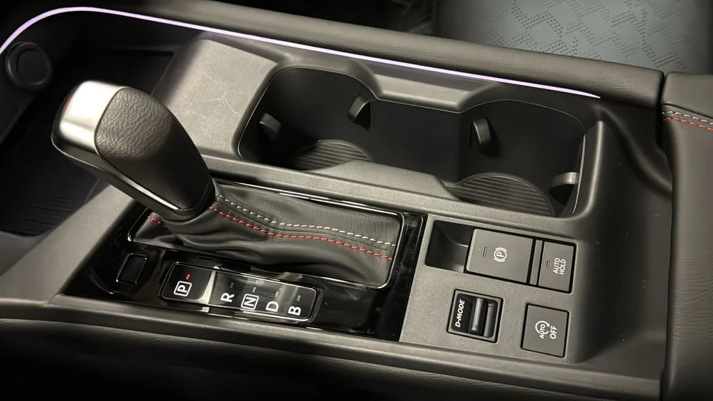 New 2026 Gray Nissan SR image 34