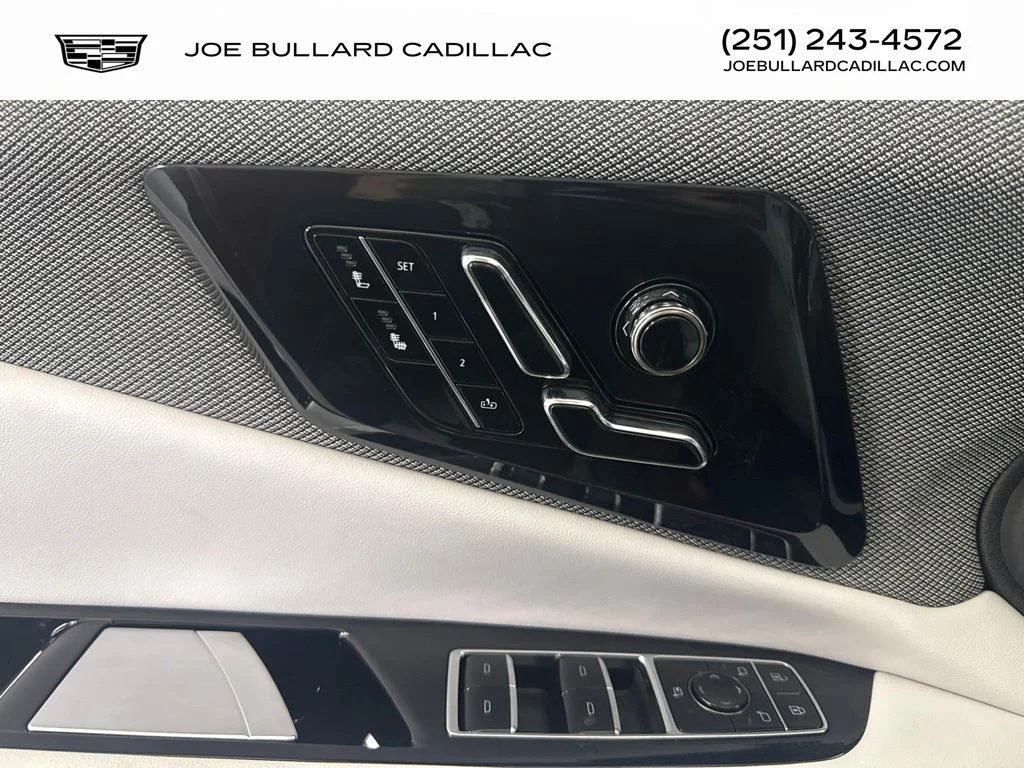 2026 Cadillac OPTIQ Luxury - Photo 10