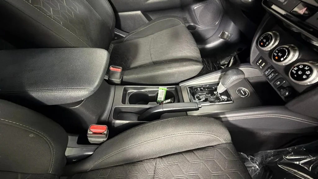 Used 2020  Mitsubishi ES 2.0 image 49