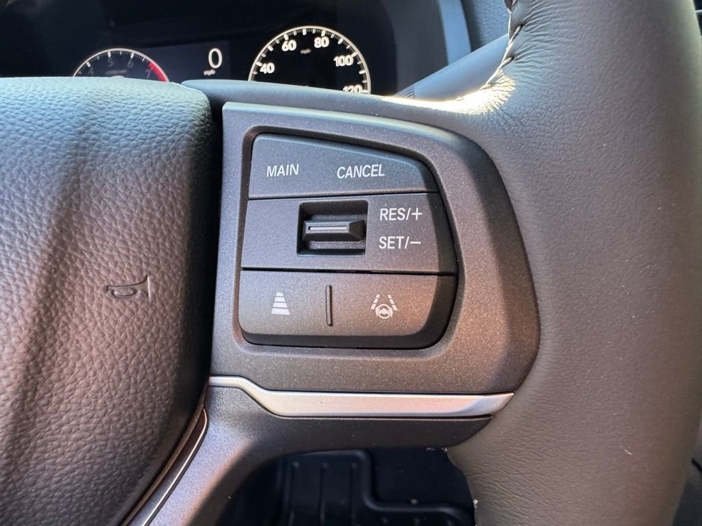 2025 Honda Ridgeline Sport - Photo 19