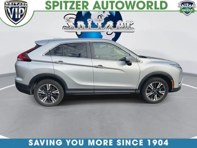 Certified Used 2025  Mitsubishi SE image 10