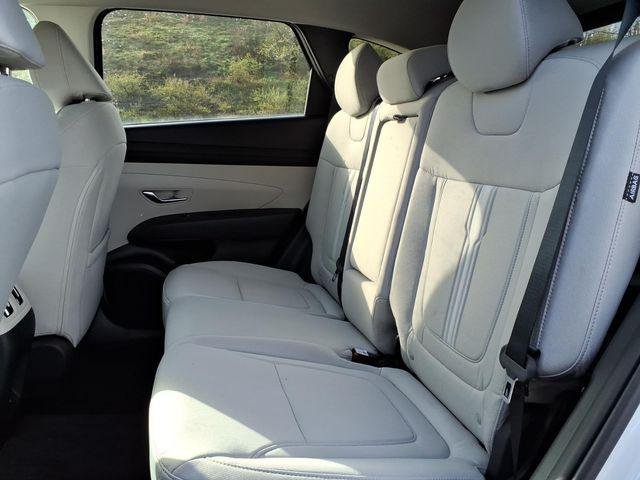 New 2026 White Hyundai SEL AWD image 6