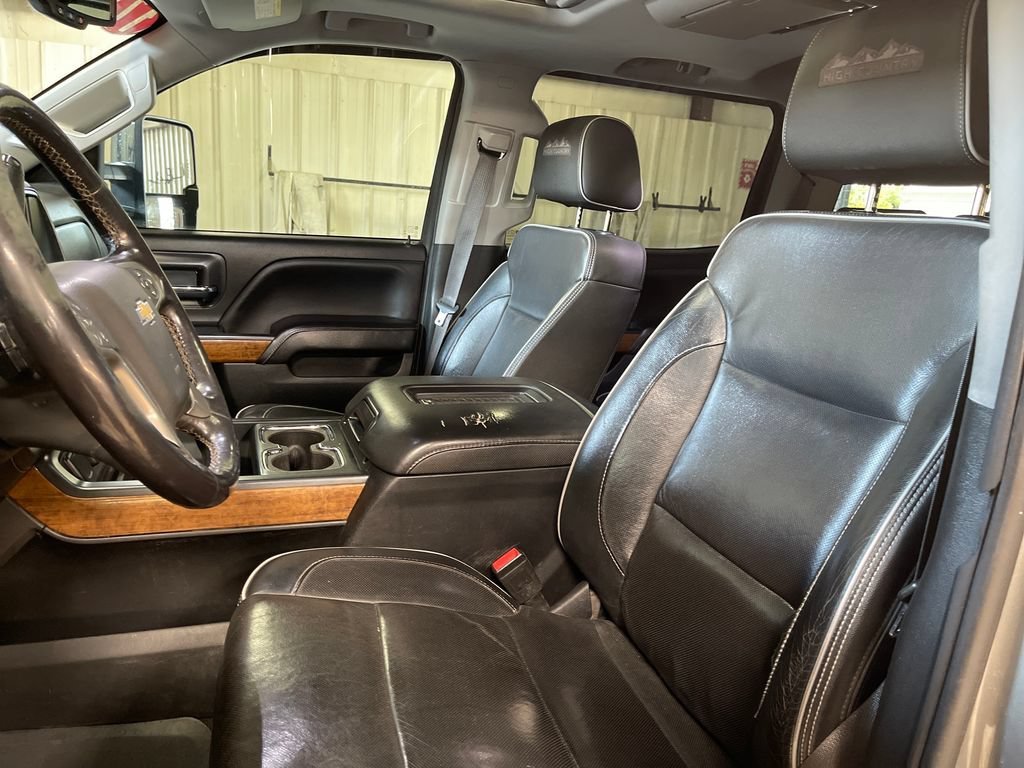 Used 2017 PEPPERDUST METALLIC Chevrolet High Country image 14