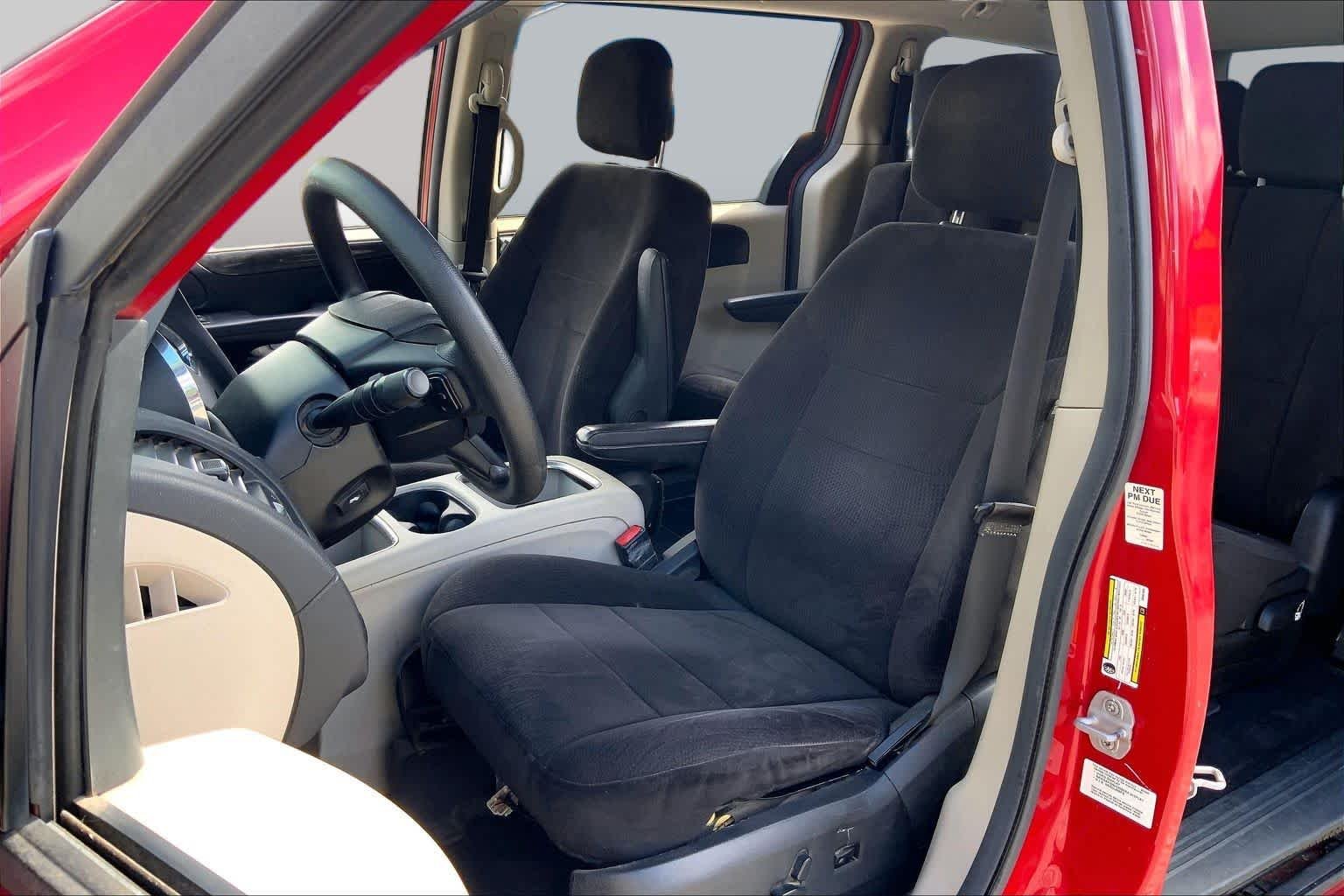 Used 2013 Redline Two-Coat Pearl Dodge SXT image 8