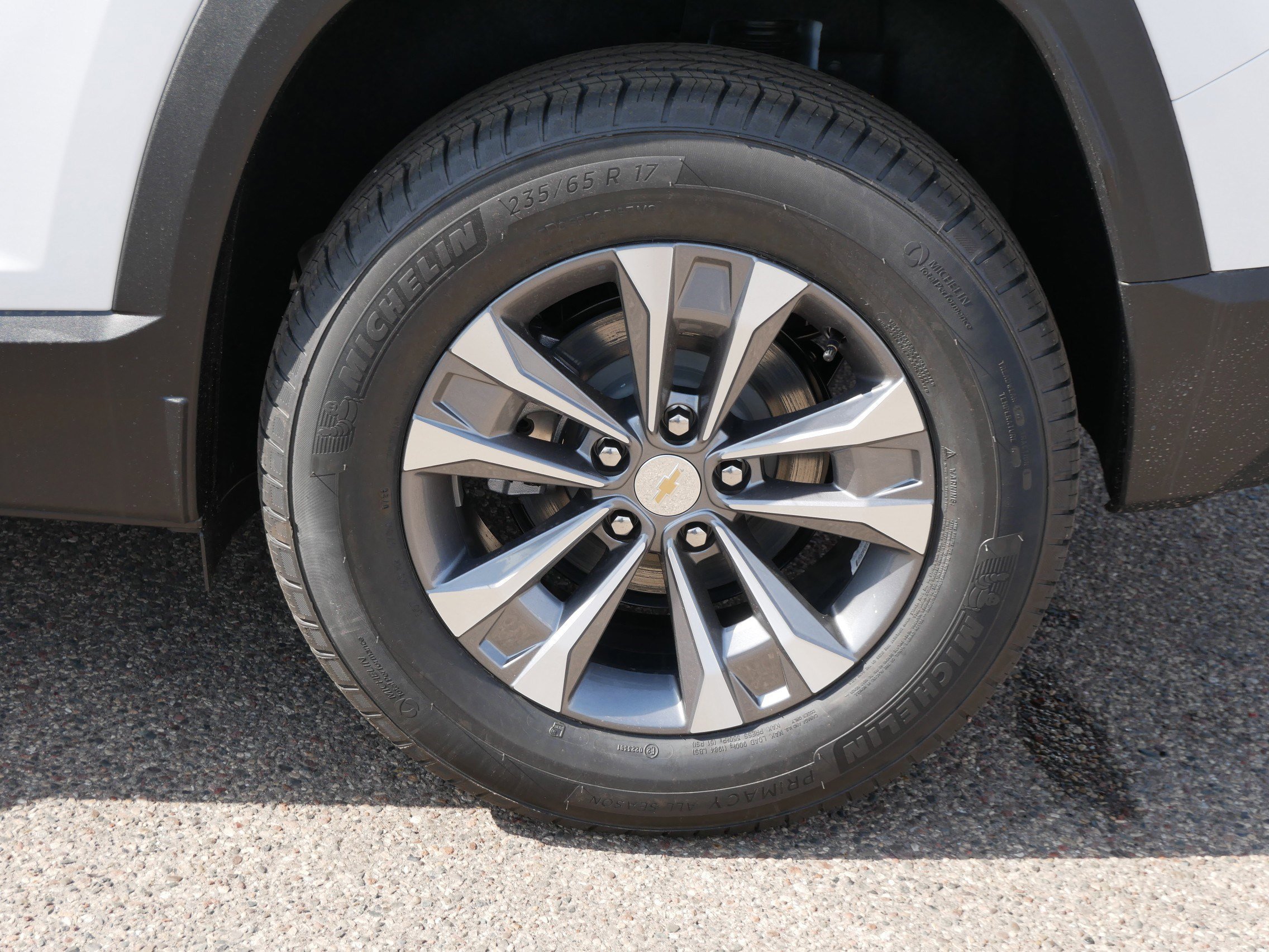 2026 Chevrolet Equinox LT - Photo 3