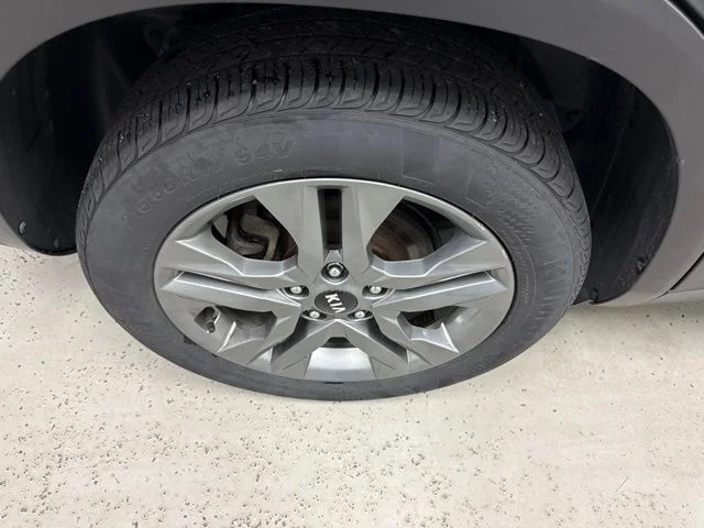 Used 2021 Blue Kia LX image 4