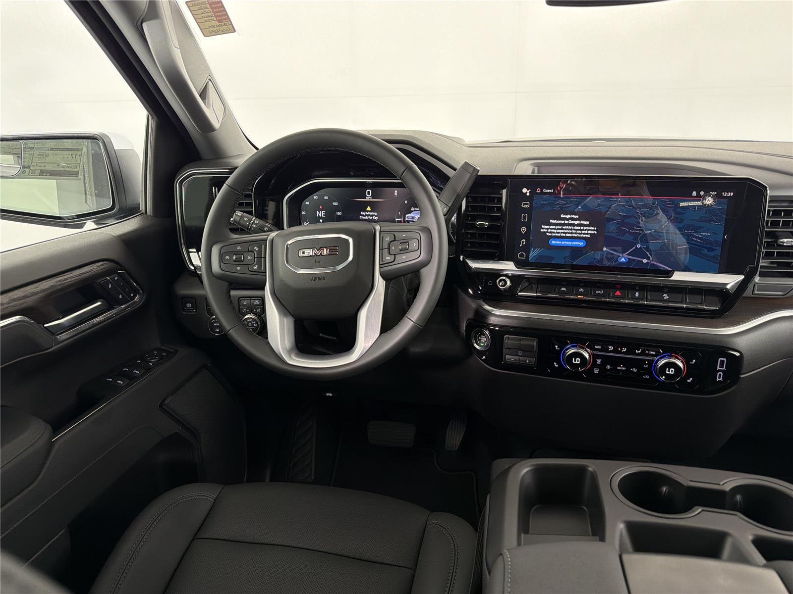 2026 GMC Sierra 1500 SLT - Photo 21