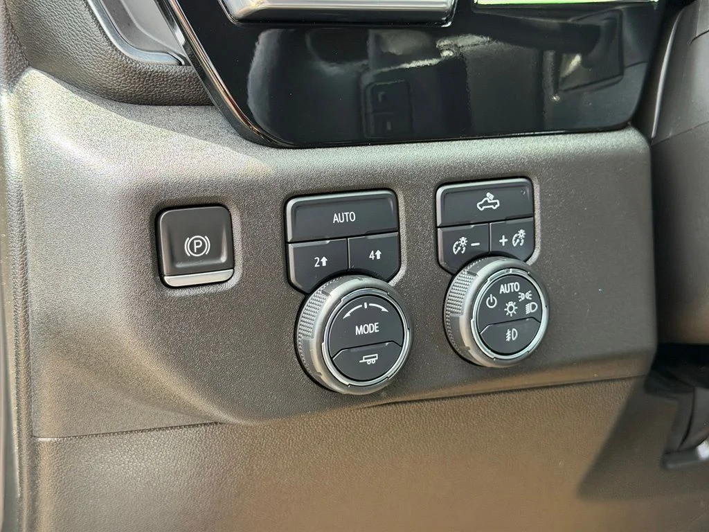 Used 2023 Black Chevrolet RST image 24