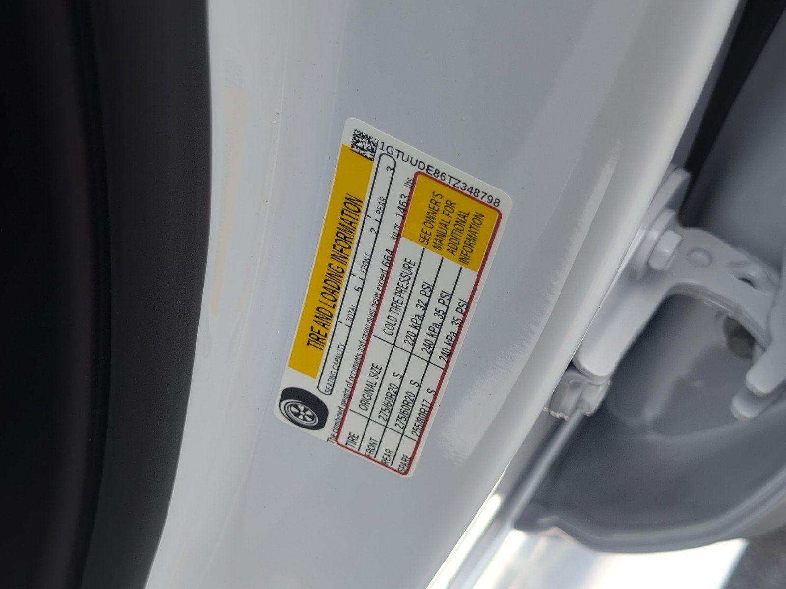 New 2026 Glacier White Tricoat GMC SLT image 16