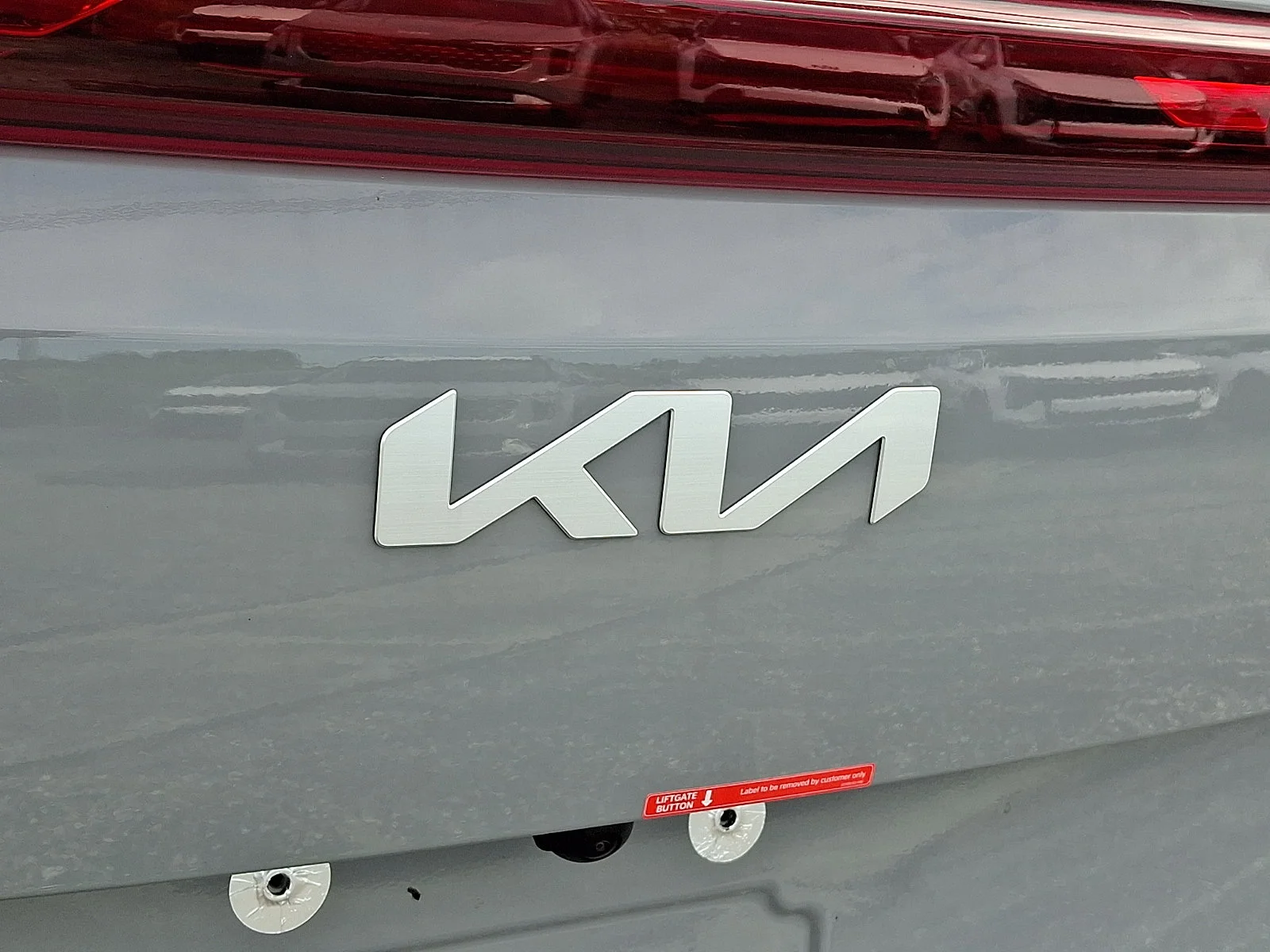 New 2027 Silver Kia LXS image 22