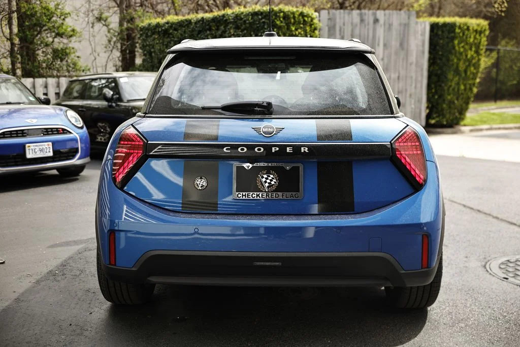 New 2026 Blue Metallic MINI Iconic image 9