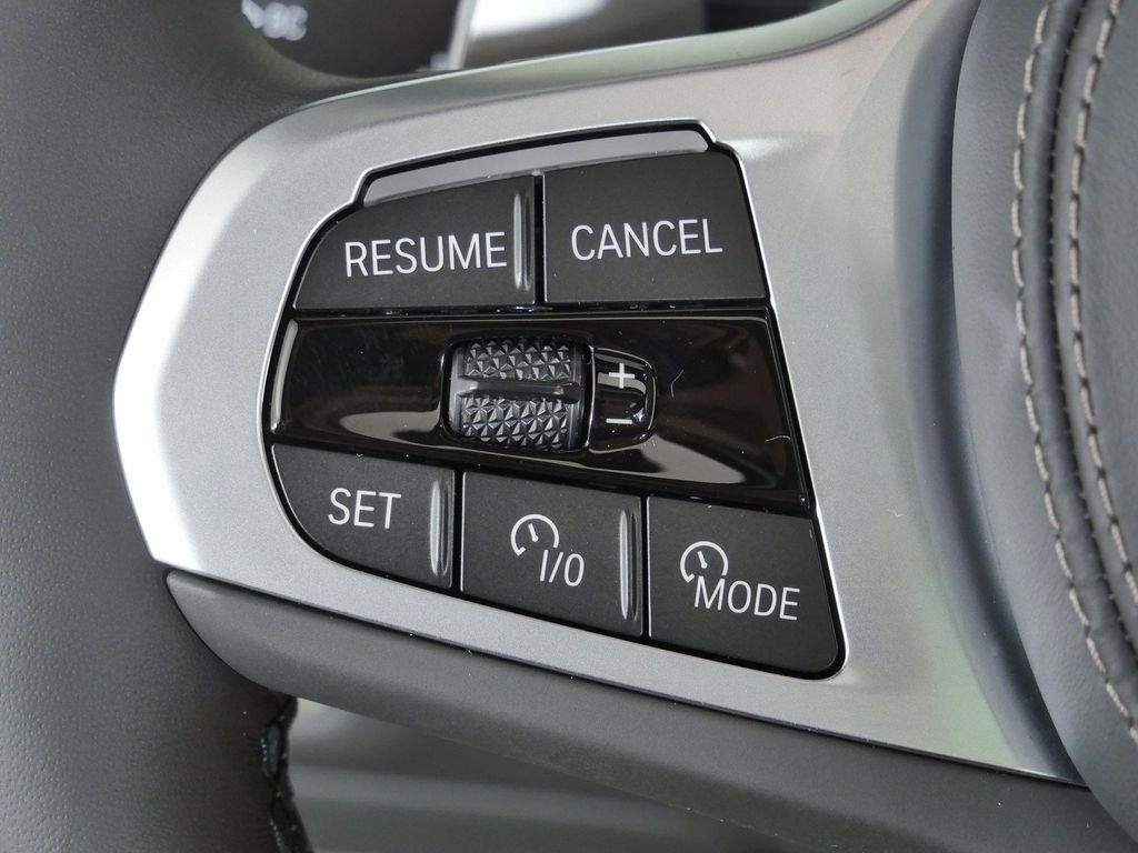 New 2027 Dravit Grey Metallic BMW xDrive40i image 42