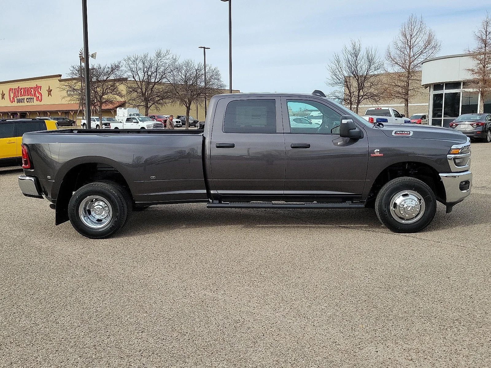 New 2026 PAU Granite Cry Ram TRADESMAN CREW CAB 4X4 8