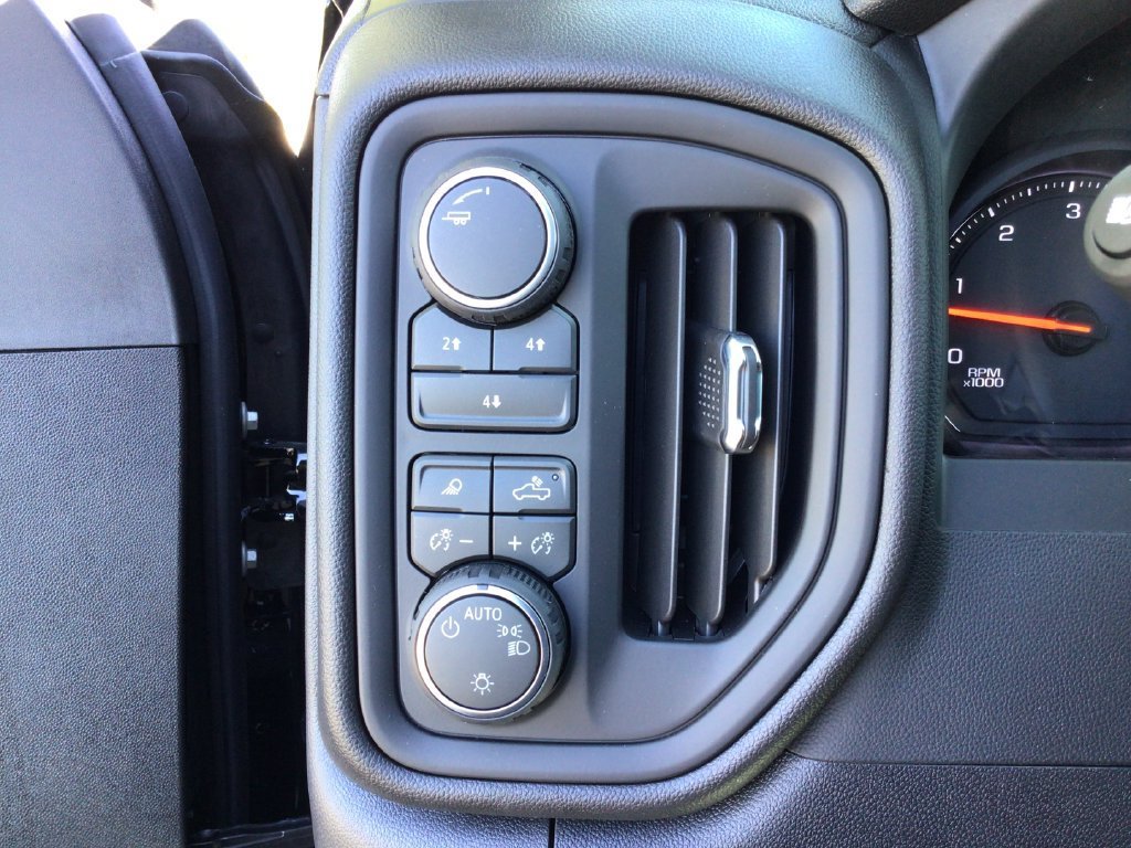 2026 Chevrolet Silverado 2500 HD Custom - Photo 26