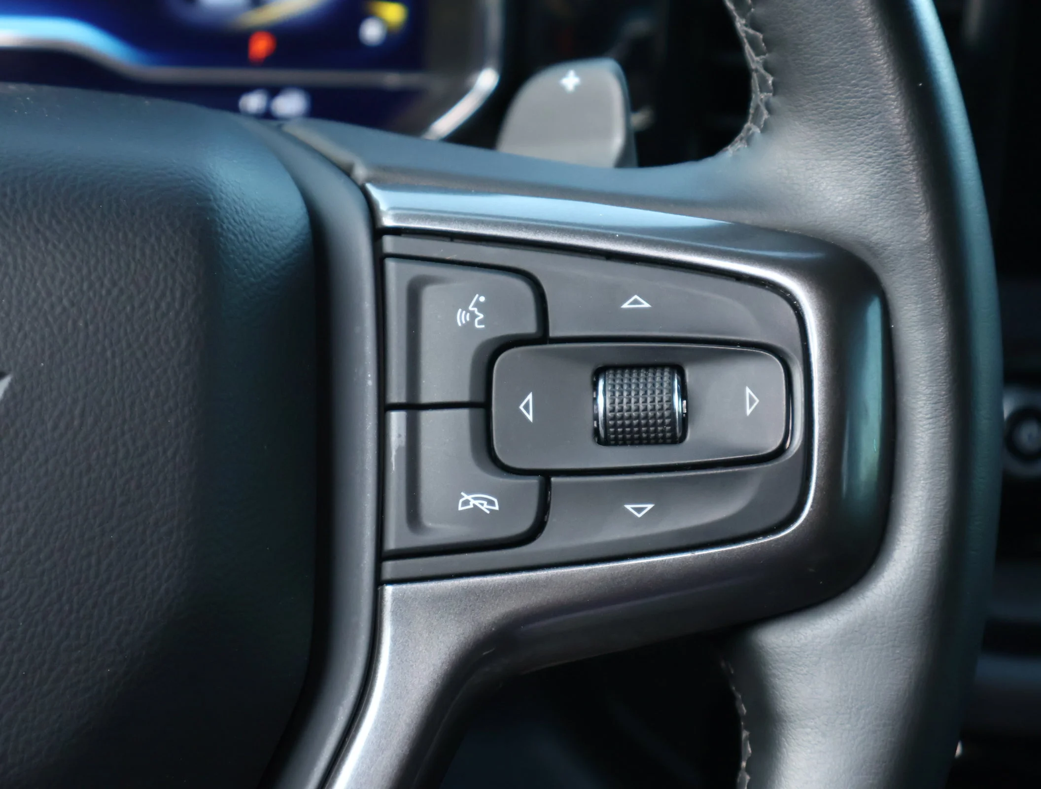 2023 Chevrolet Silverado 1500 ZR2 - Photo 17