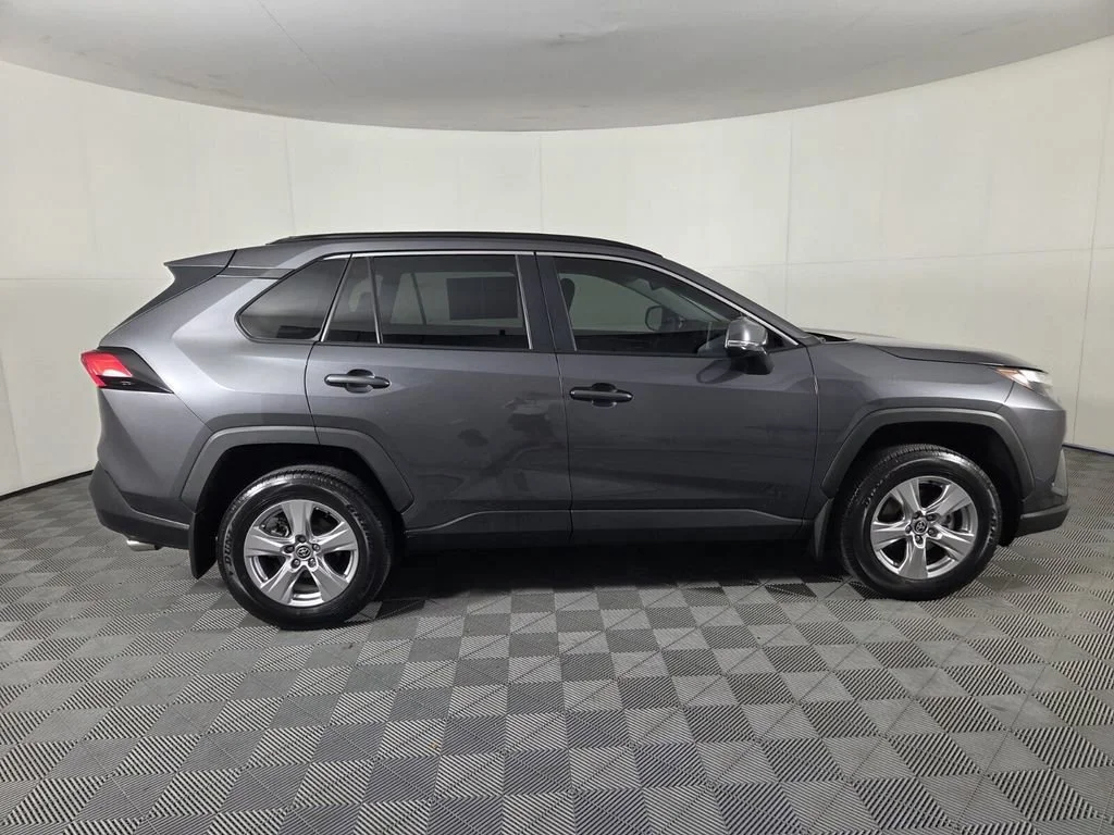 Used 2025 Magnetic Gray Metallic Toyota XLE image 4