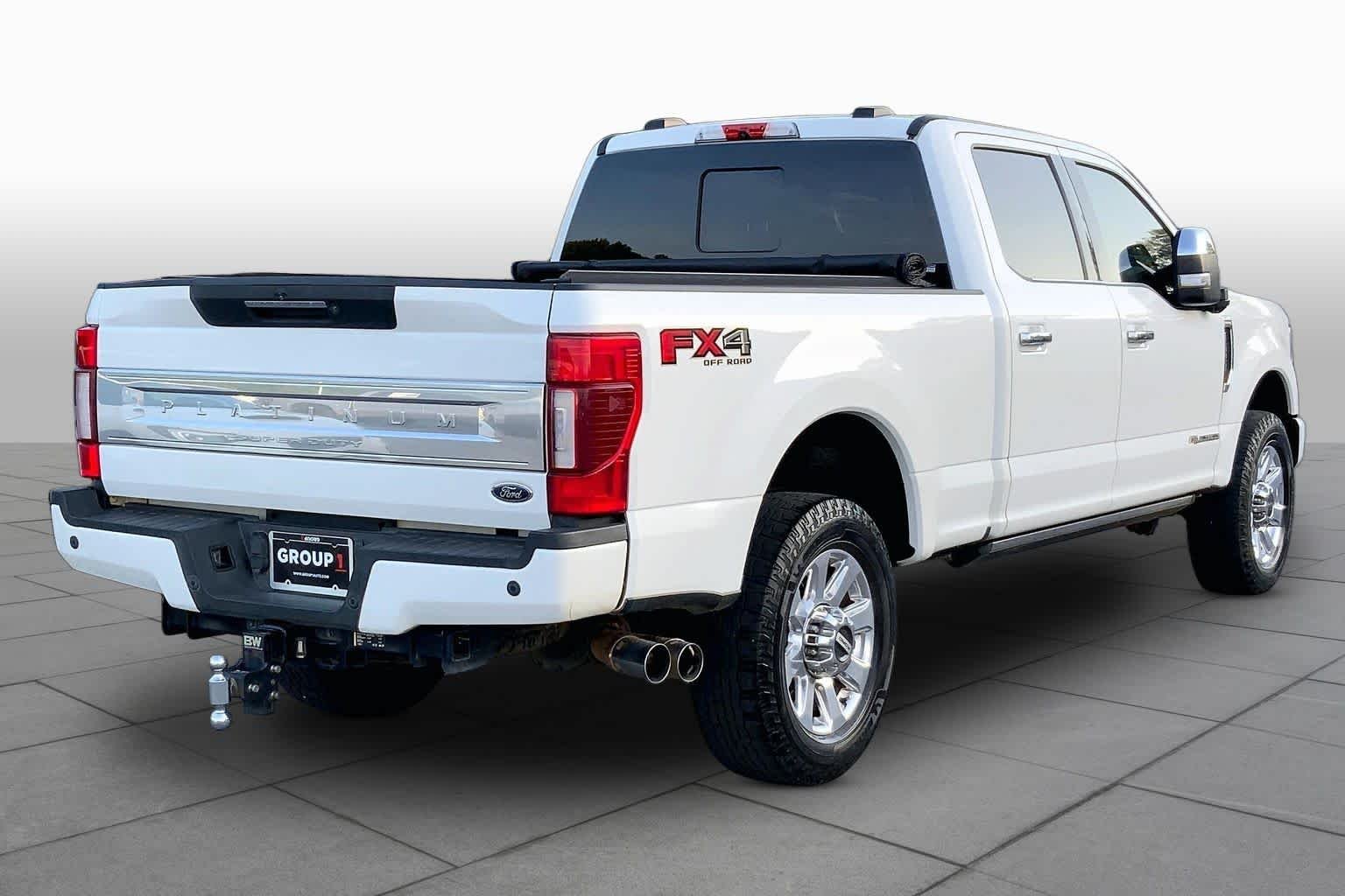 Used 2022 Star White Metallic Tri-Coat Ford Platinum image 12