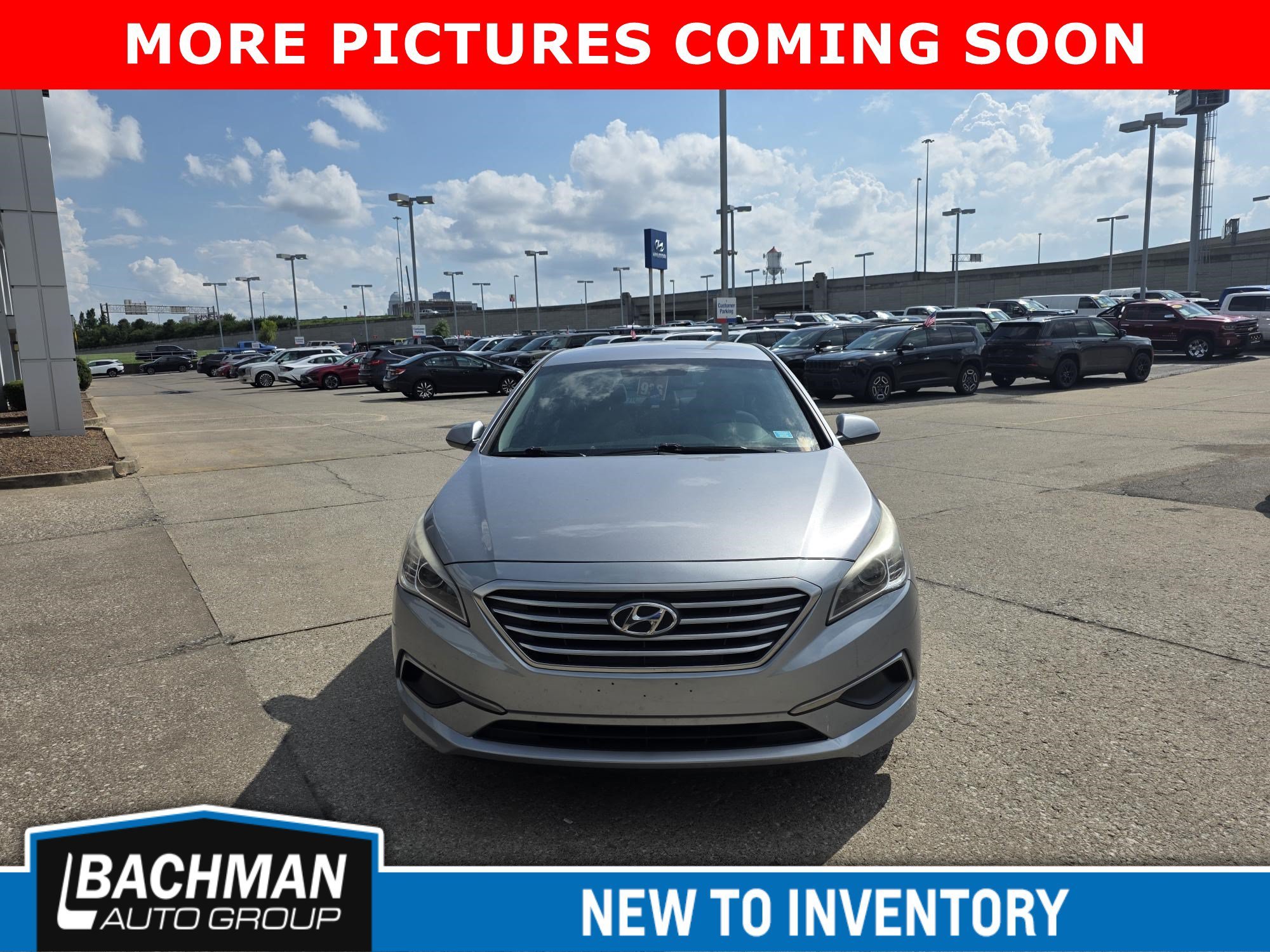 Used 2016 Shale Gray Metallic Hyundai 2.4L SE image 3