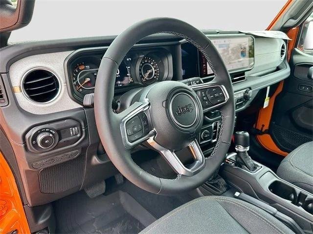 2025 Jeep Wrangler 4-Door Sahara - Photo 6