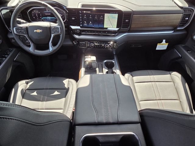 New 2026 Polar White Tricoat Chevrolet High Country image 9