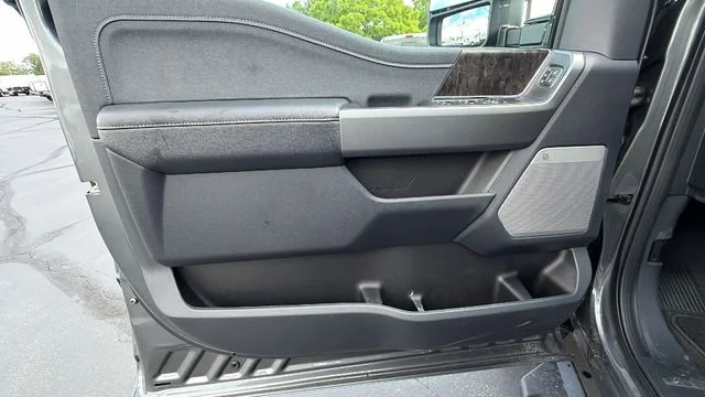 New 2026 Gray Ford Lariat image 21