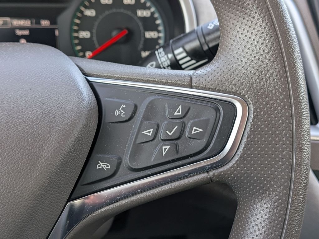 Used 2024 White Chevrolet LT image 17