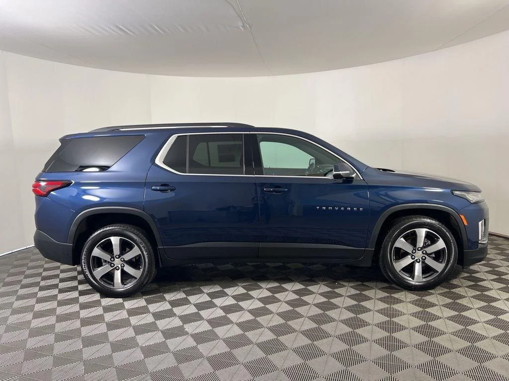 Used 2023 Northsky Blue Metallic Chevrolet LT Leather image 3