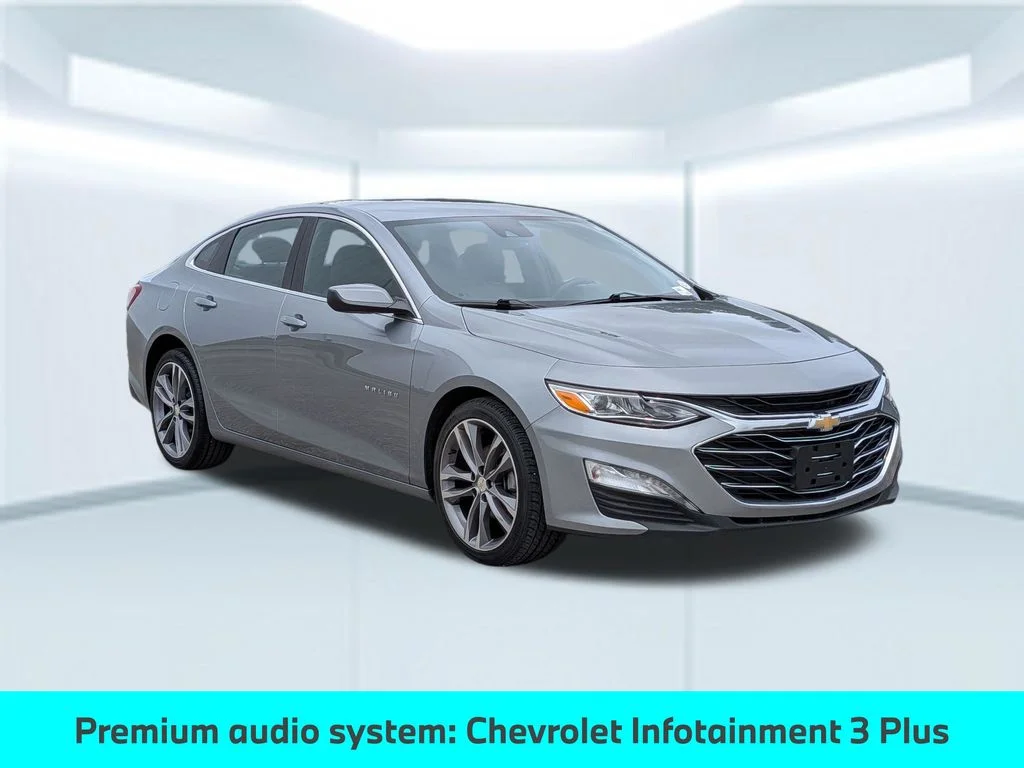 Used 2024 Gray Chevrolet LT image 9