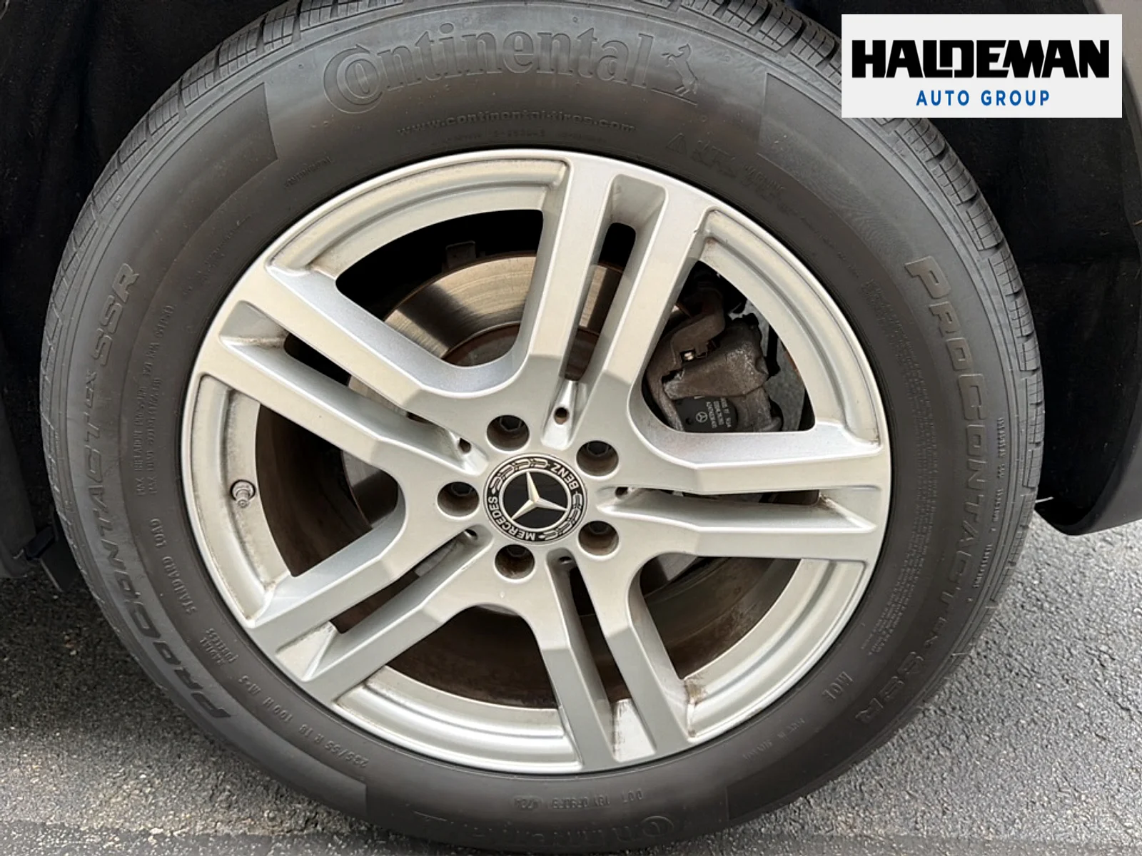 Used 2021 Blue Mercedes-Benz 4MATIC® image 5