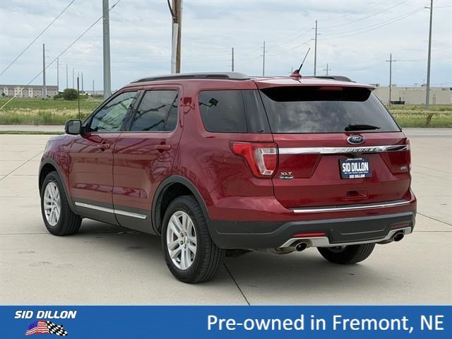 Used 2018 Red Ford XLT image 7