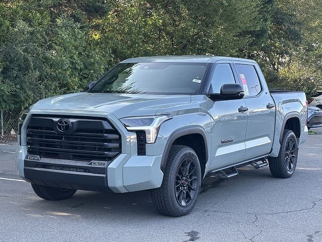New 2026 Lunar Rock Toyota SR5 image 4