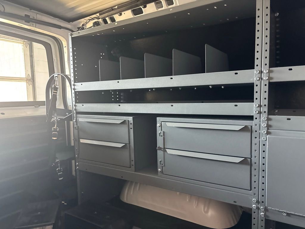 2025 Chevrolet Express Cargo Work Van - Photo 6