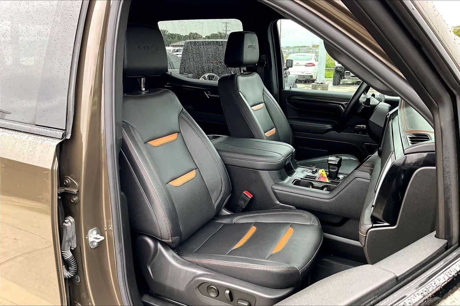 Used 2023 Deep Bronze Metallic GMC AT4 image 13