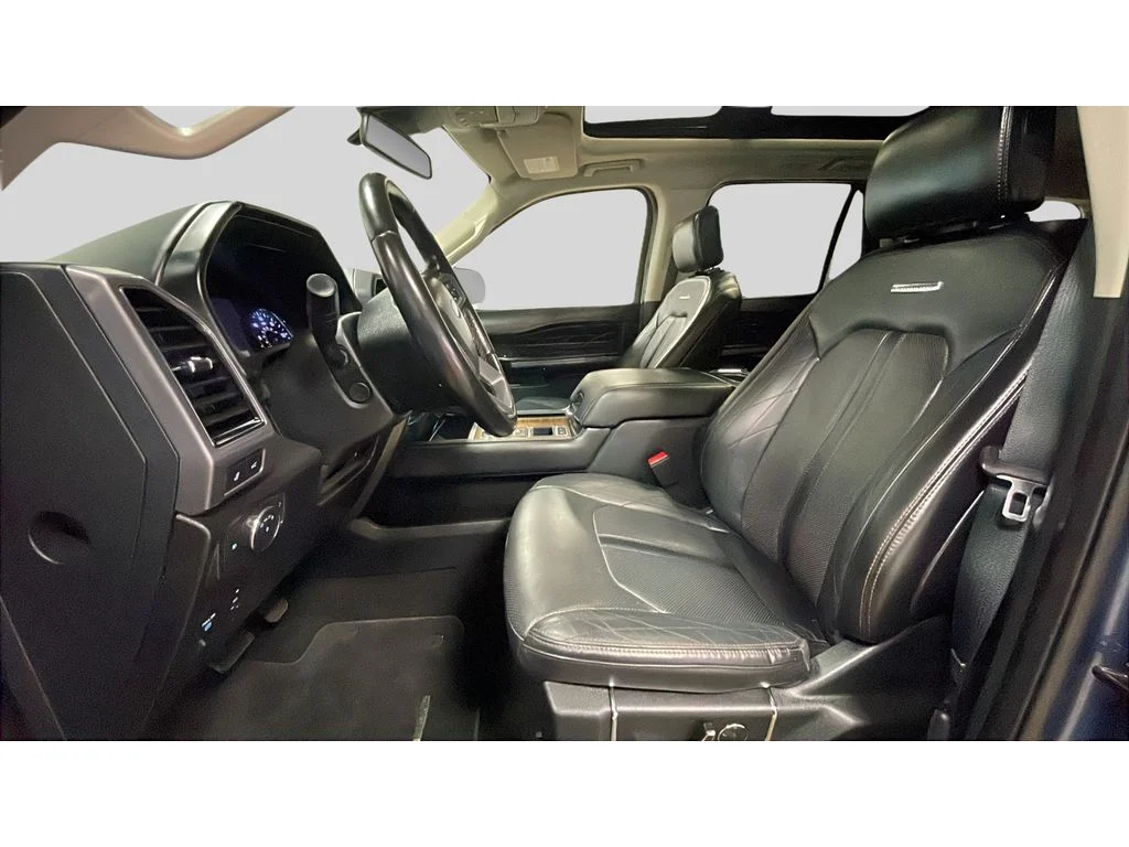 Used 2020 Blue Metallic Ford Platinum image 12
