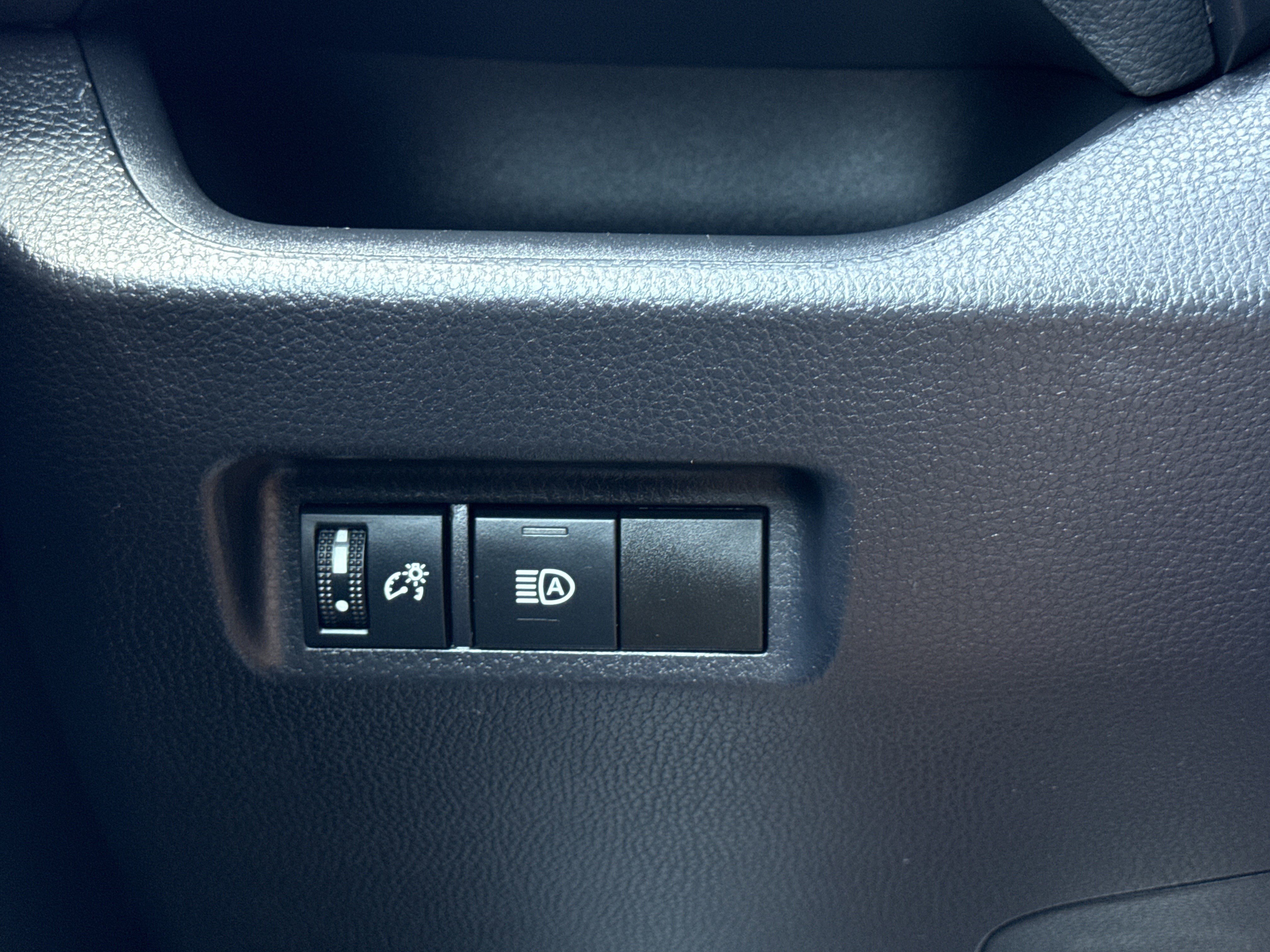 Used 2024 Ice Cap Toyota XLE image 18