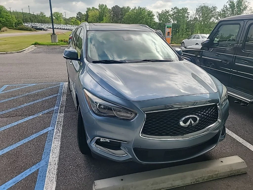 2019 INFINITI QX60 LUXE