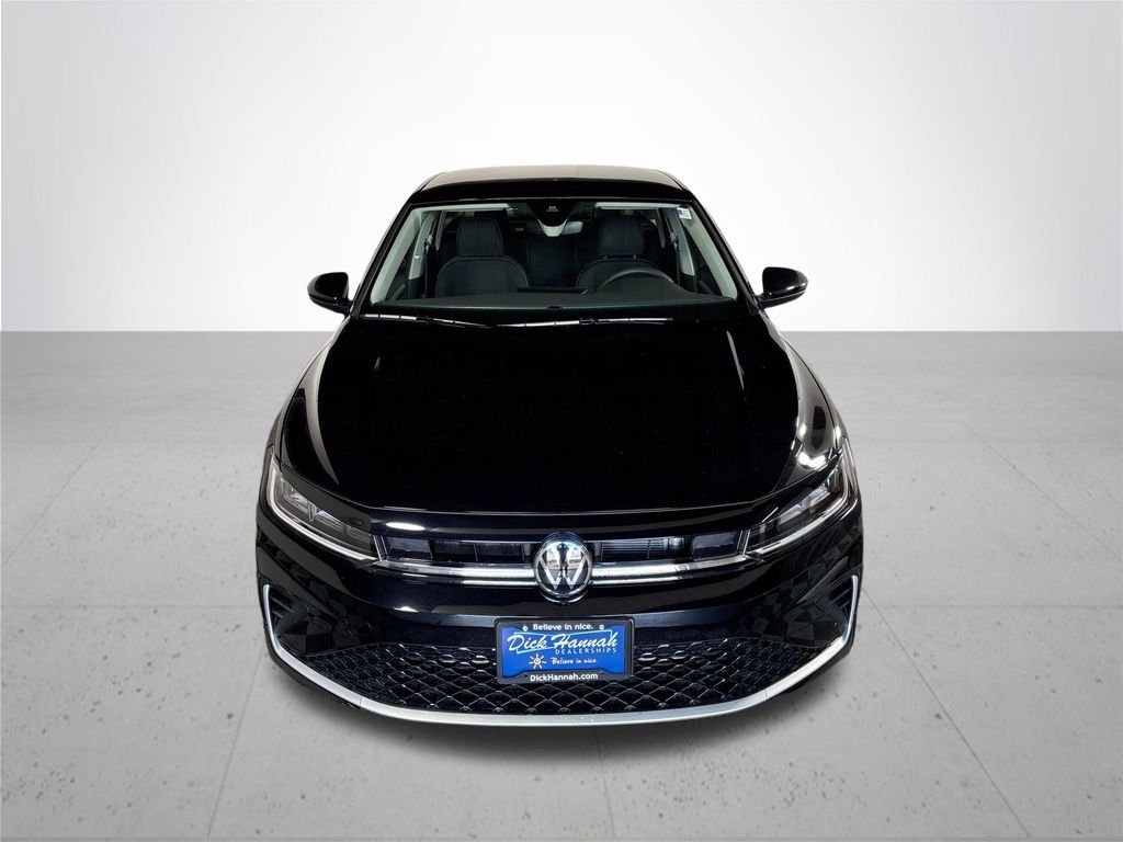 New 2026 Deep Black Pearl Volkswagen 1.5T S image 3