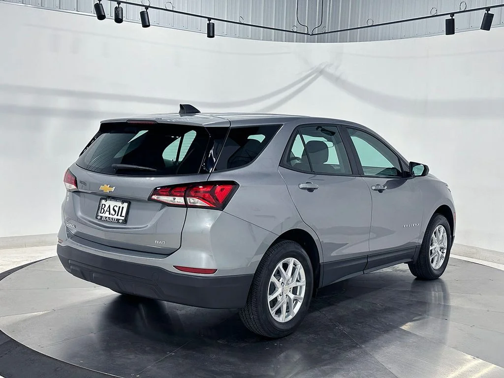 Used 2023 Gray Chevrolet LS image 11