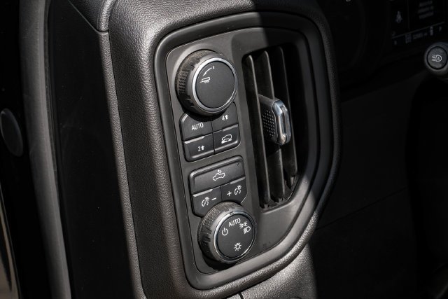 Used 2026 Black Chevrolet Custom image 32