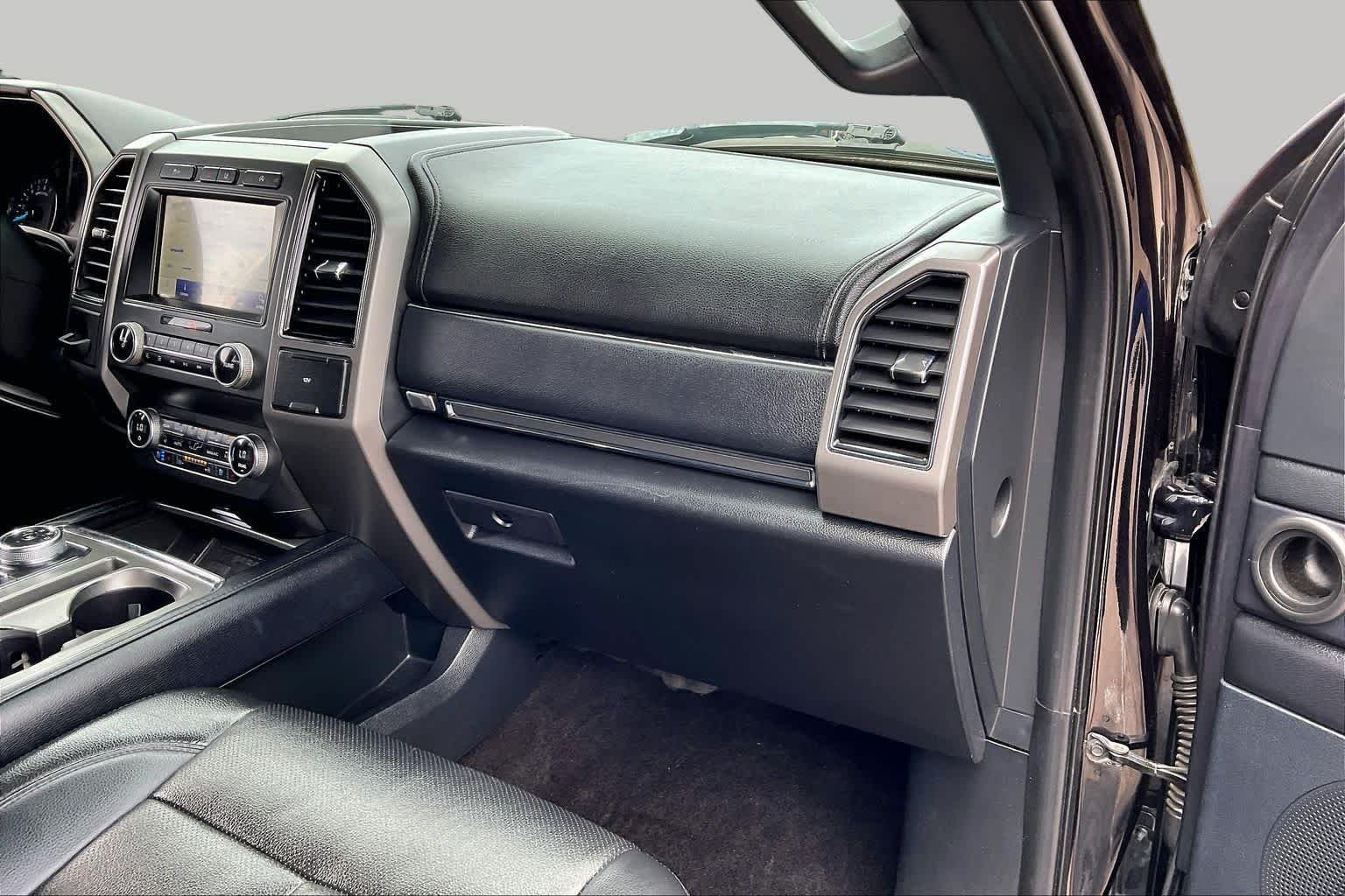 Used 2020 Agate Black Ford XLT image 18