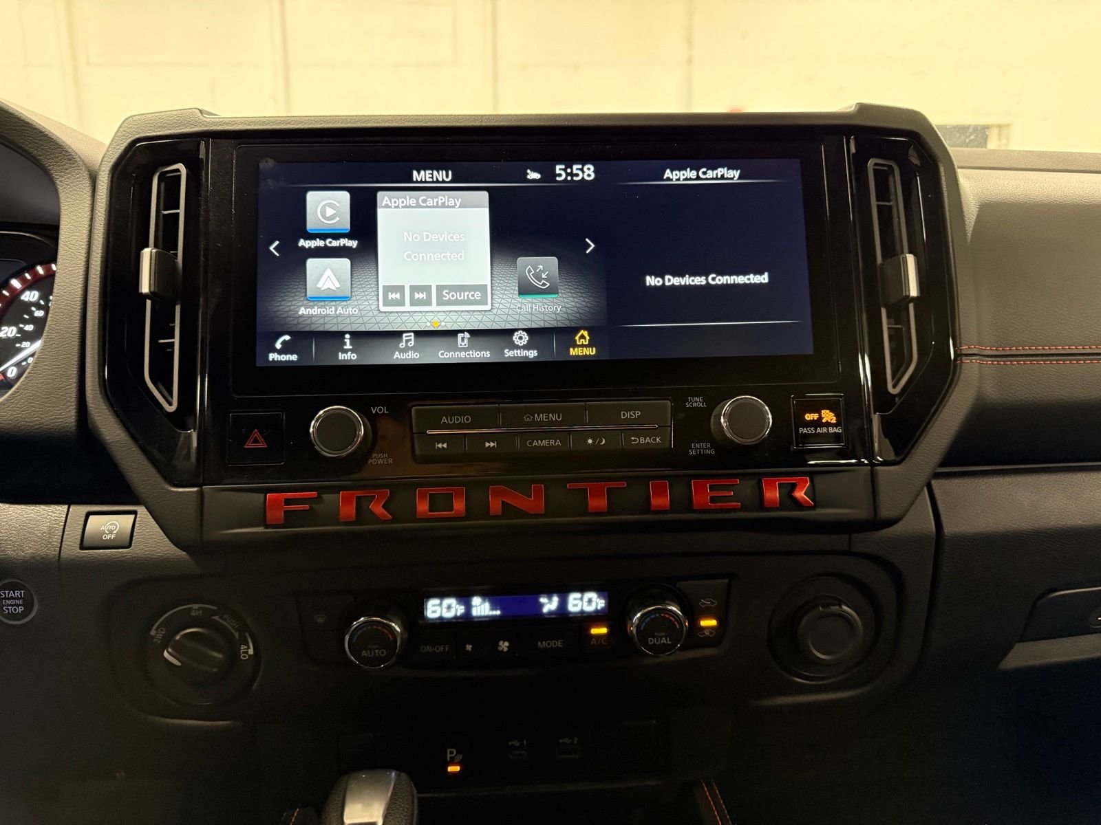 Used 2025 White Nissan PRO-4X image 10