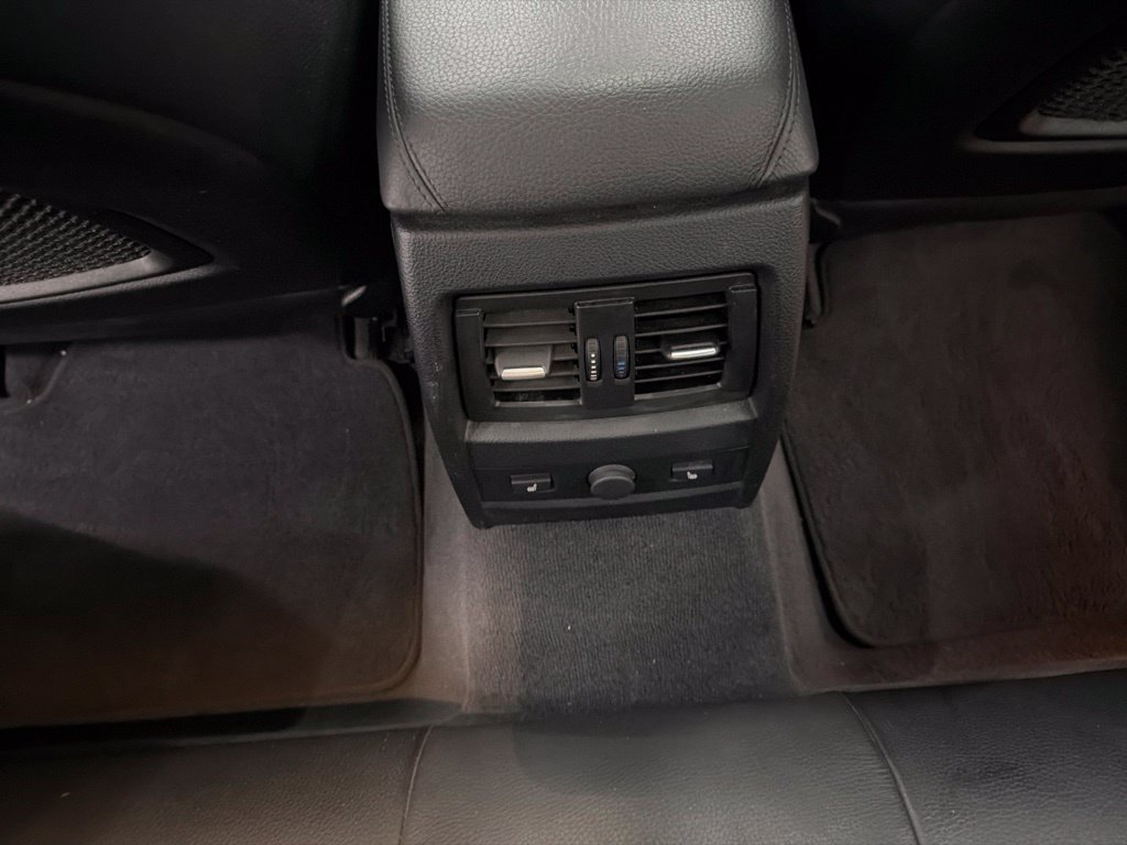 Used 2015 Black BMW 328i image 27