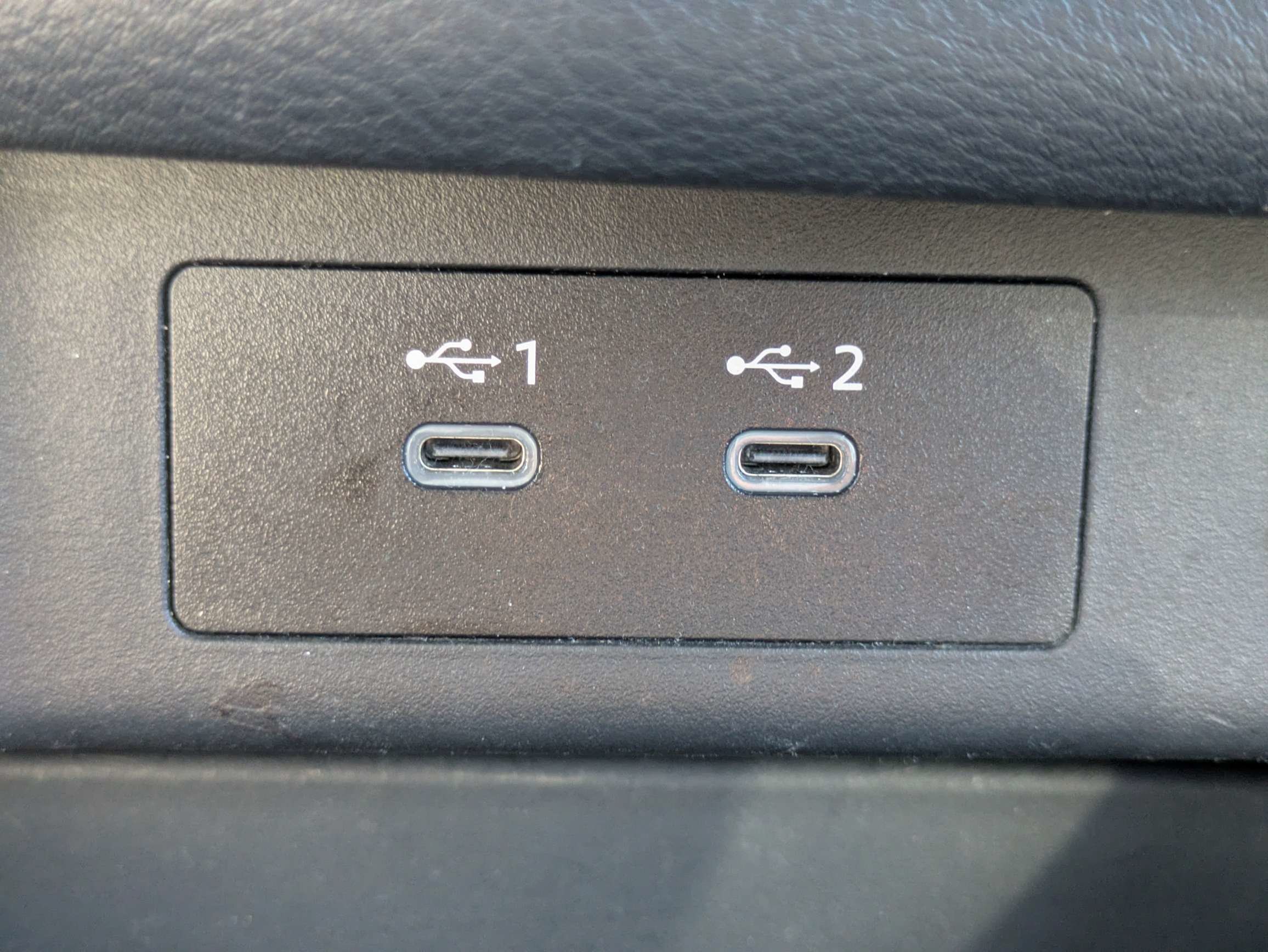 Used 2025  Nissan SV image 19