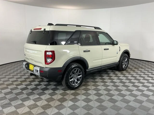 Used 2025 Beige Ford Big Bend image 5