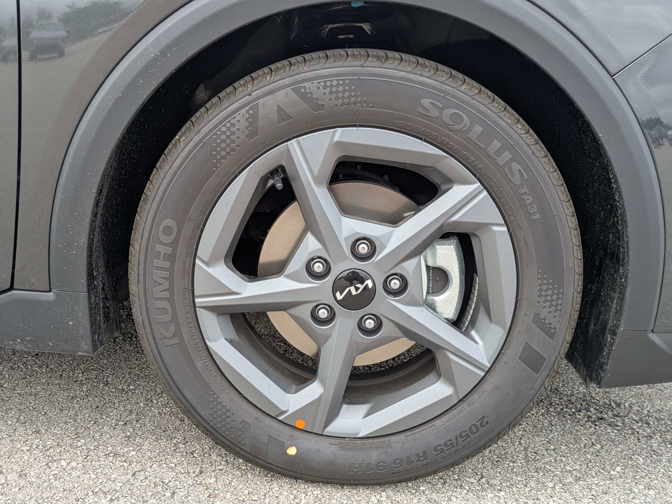 New 2026 Interstellar Gray Kia LXS image 11
