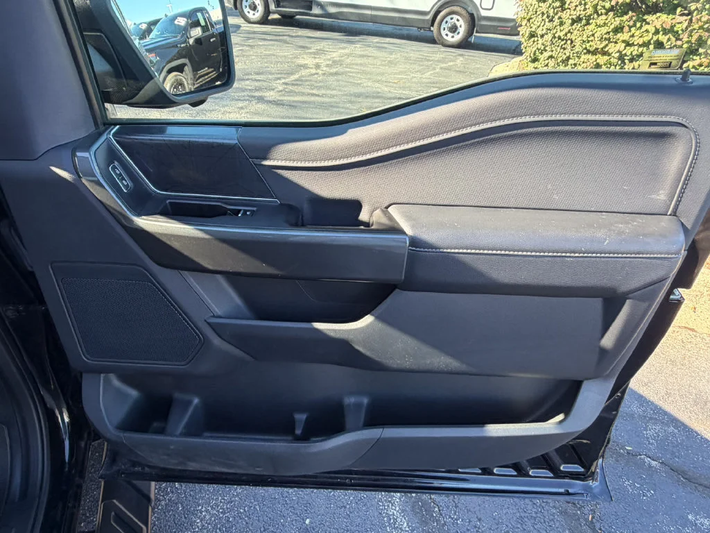 2023 Ford F-150 XLT - Photo 17