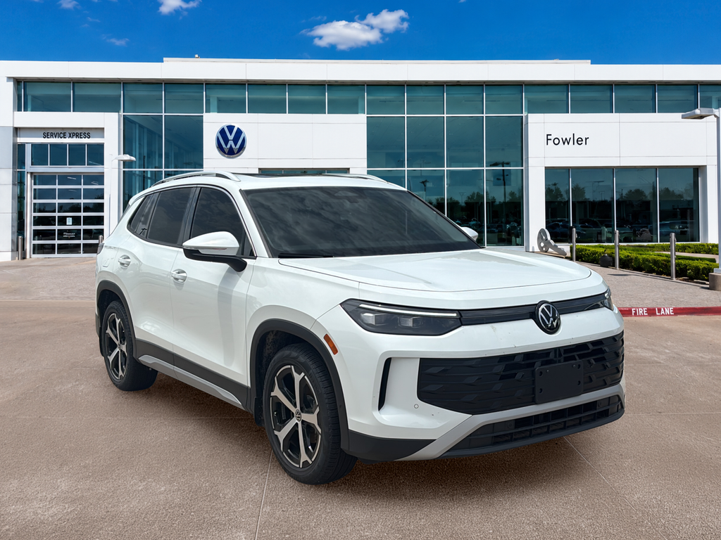 New 2026 White/off-white Volkswagen 2.0T SE image 3